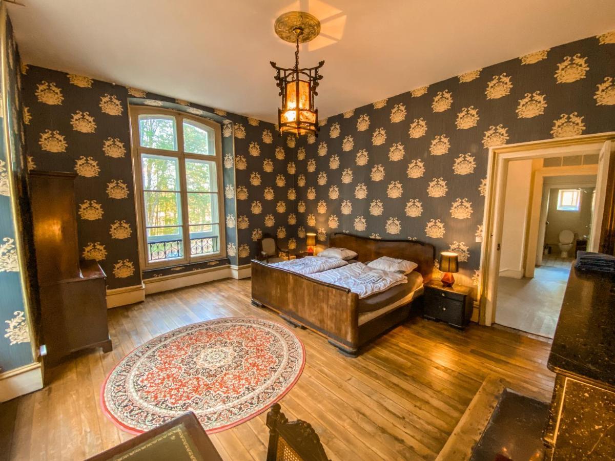 Private Castle With Park - Chateau Guillermo La Moncelle 外观 照片