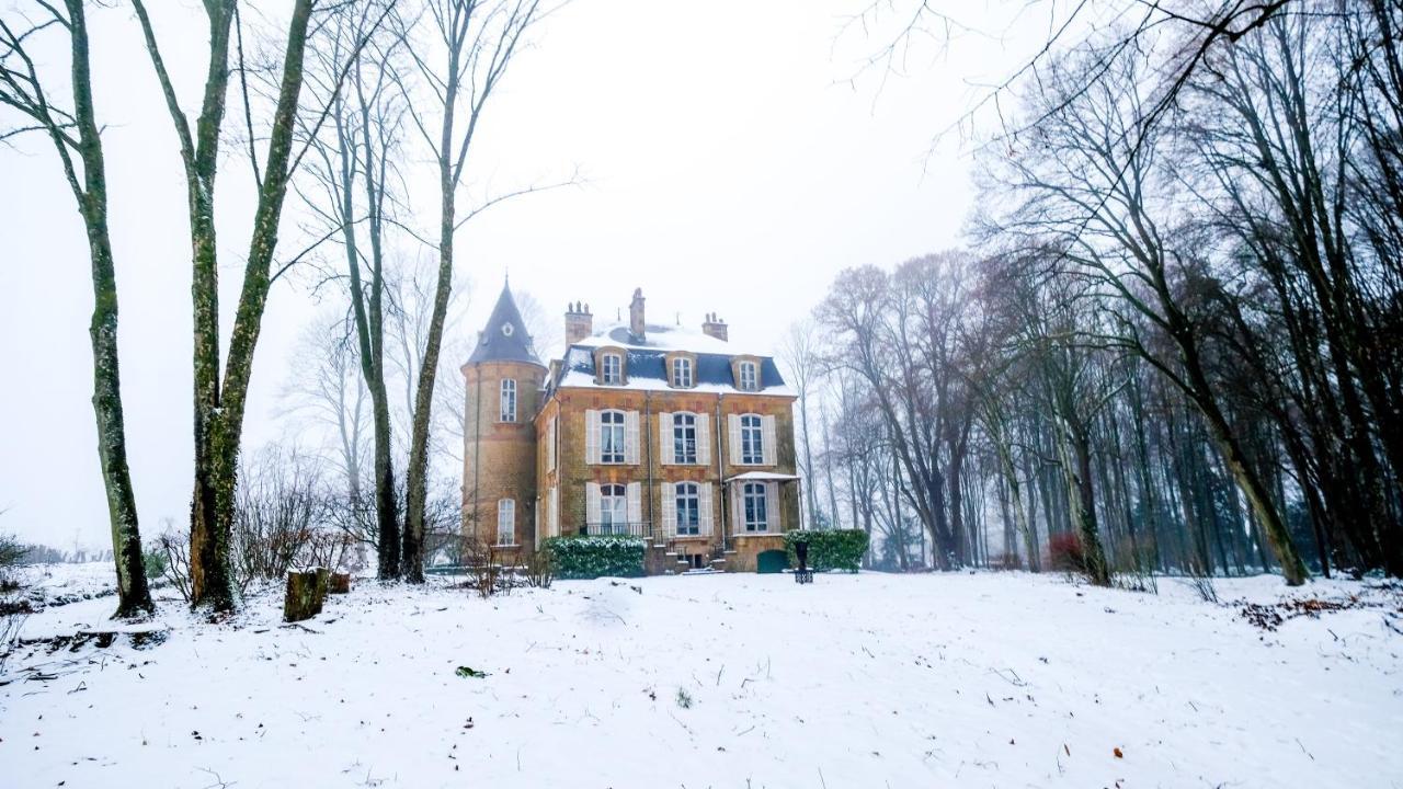 Private Castle With Park - Chateau Guillermo La Moncelle 外观 照片