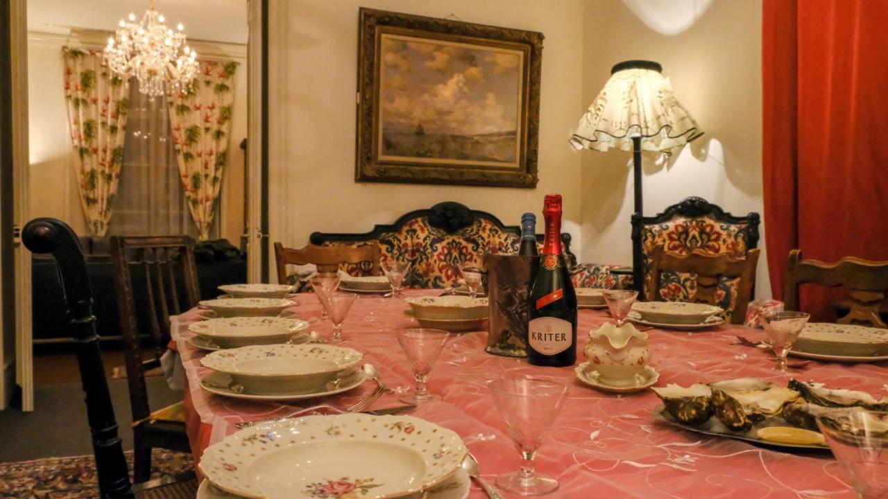 Private Castle With Park - Chateau Guillermo La Moncelle 外观 照片